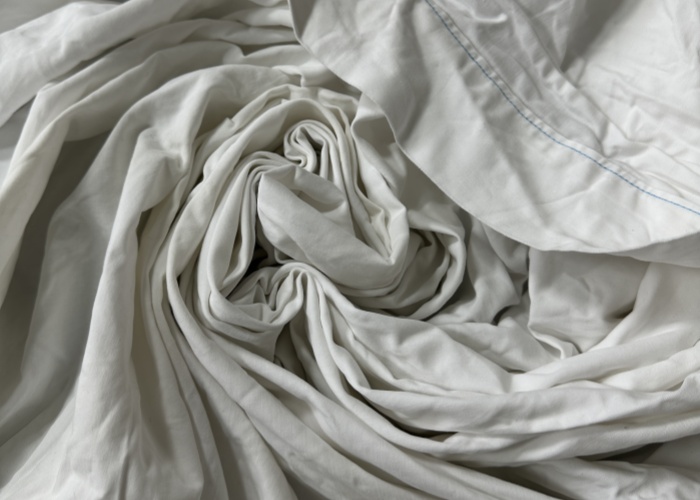 White Bed Sheet Rags-White bed sheet cotton rags (Regular Size)